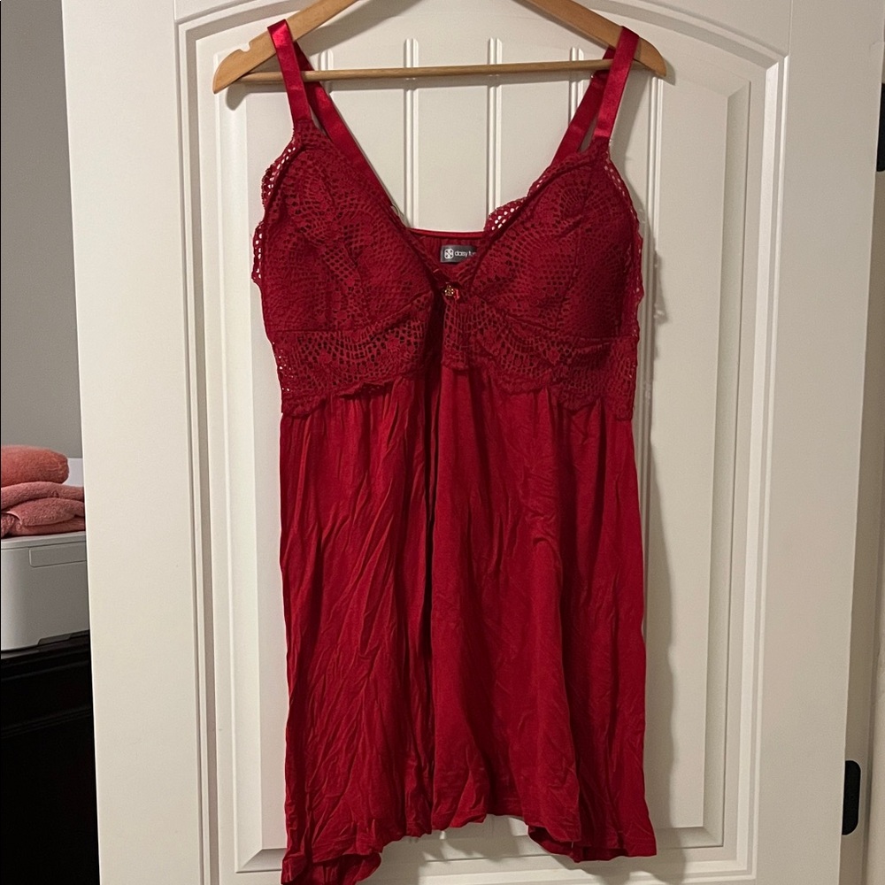 Elegant Red Lace Chemise